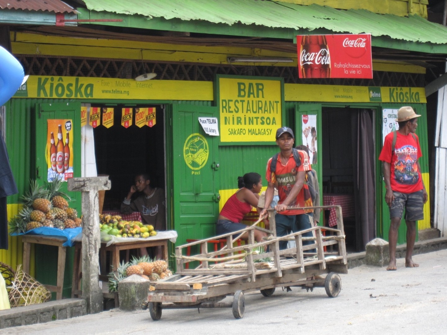 Photo d'un restaurant dans un village